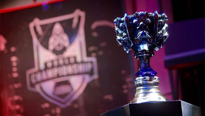 S15英雄联盟总决赛刷新电竞赛事收视纪录，峰值观众破1800万助T1战队夺冠，英雄联盟电竞影响力再升级